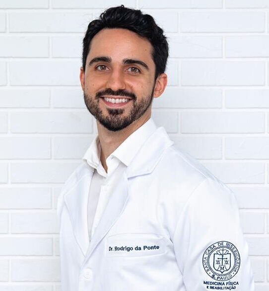 Dr. Rodrigo da Ponte Barbosa - Fisiatria