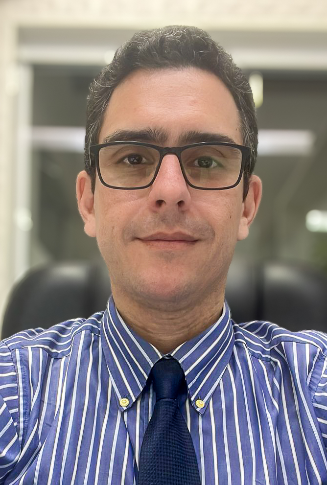 Dr. Diogo Varela - Neurocirurgião